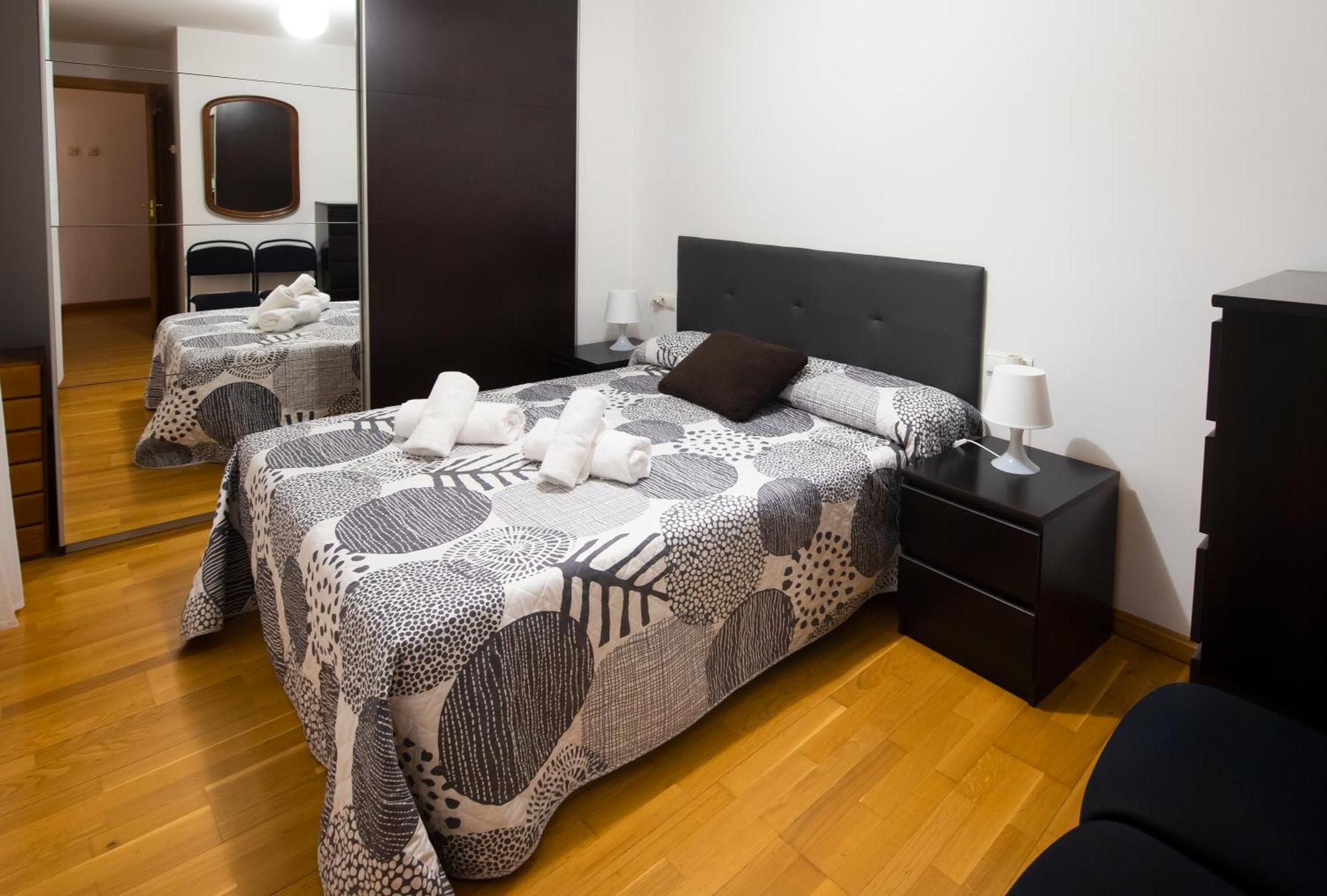 Piso En C/ Casta Alvarez Zaragoza Ngoại thất bức ảnh